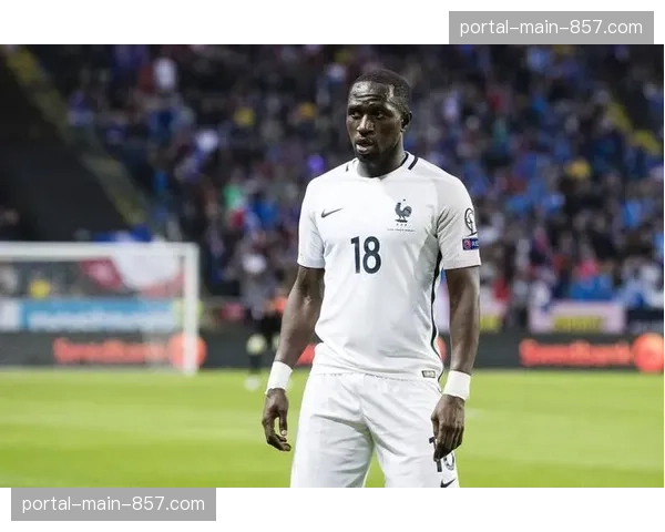 特写:南特老将穆萨-西索科完成职业生涯第600次出场 特写:南特老将穆萨-西索科完成职业生涯第600次出场